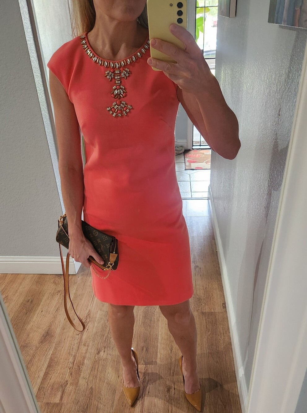 Vince CamutoEmbellished Sleeveless Sheath Dress in Coral Size 2
